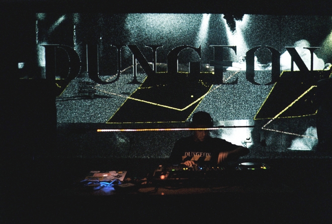 28 AVB MEETS DUNGEON, WZ